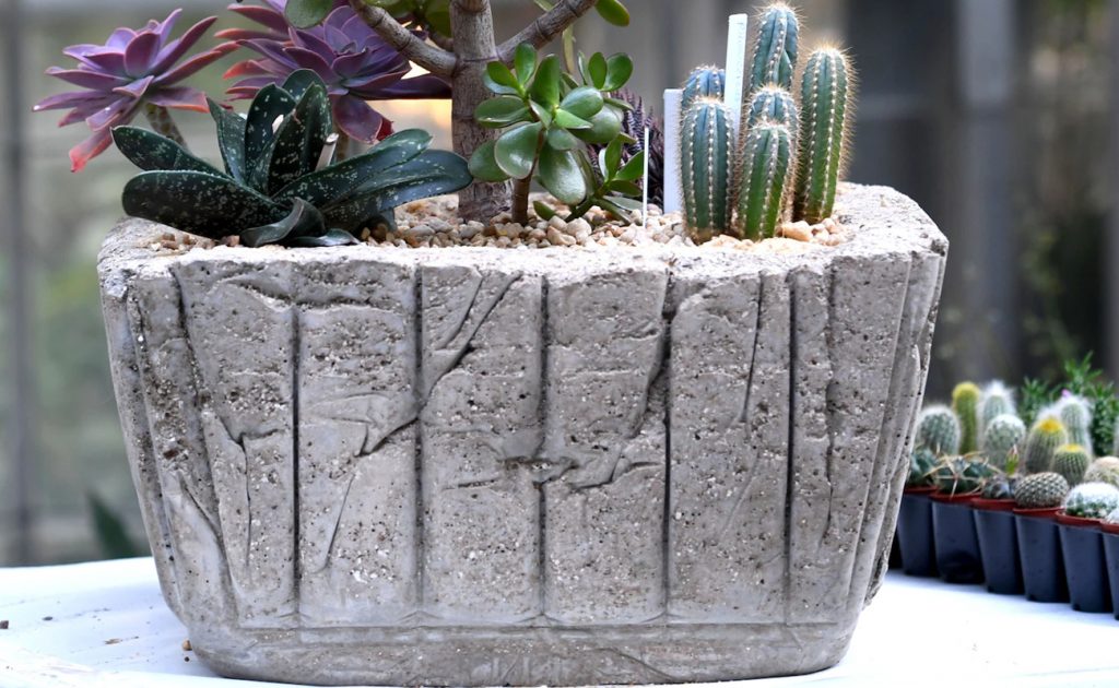Get To Know How To Faux Paint Faux Stone Planters 1